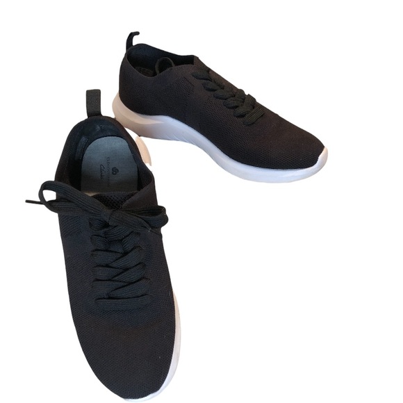 Cloudstepper Sneakers by Clark, Size 7, Black with White Soles, Lace-ups - Picture 1 of 4